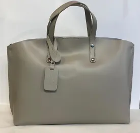 Alessia - Grey