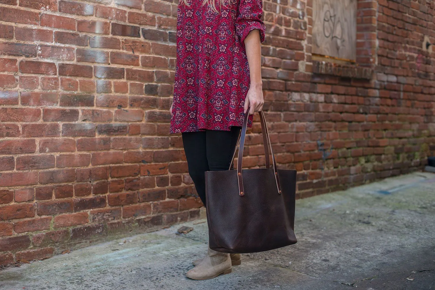AVERY LEATHER TOTE BAG - LARGE - IN STOCK