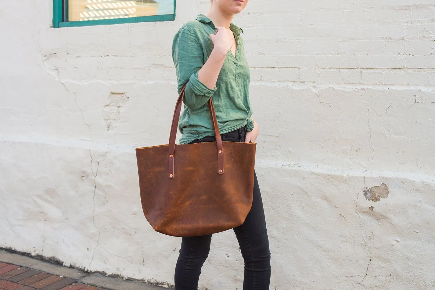 AVERY LEATHER TOTE BAG - LARGE - IN STOCK