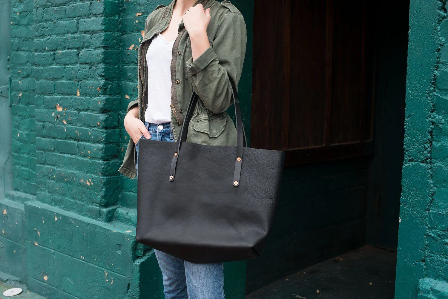 AVERY LEATHER TOTE BAG - LARGE - IN STOCK