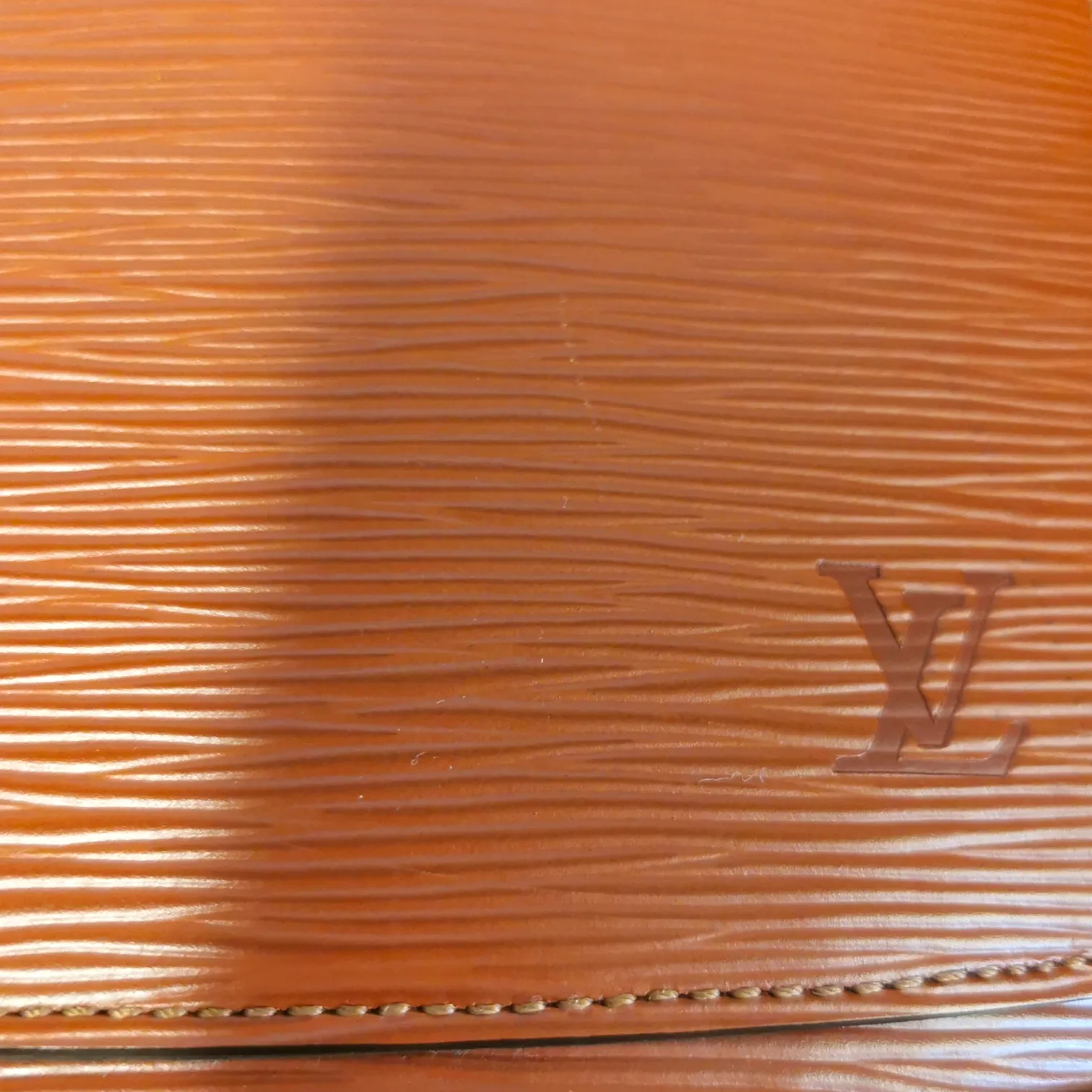 Trendy Inspired Louis Vuitton Gobelin Backpack Brown Epi Gold